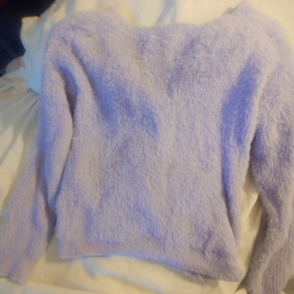 Fashion Nova Lavender V-Neck Sweater - Picture 4 of 6